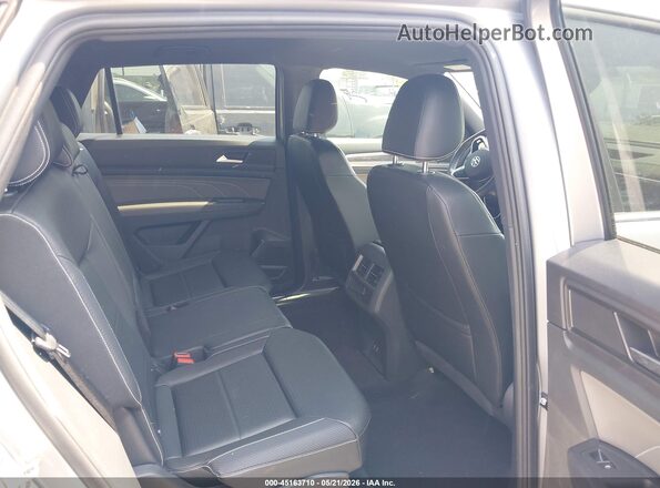 1V2HE2CA3PC202519 2023 VOLKSWAGEN ATLAS Silver Вид наклейки з VIN-кодом