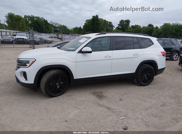 1V2HR2CA7RC623666 2024 VOLKSWAGEN ATLAS White Vista tres cuartos delantera izquierda