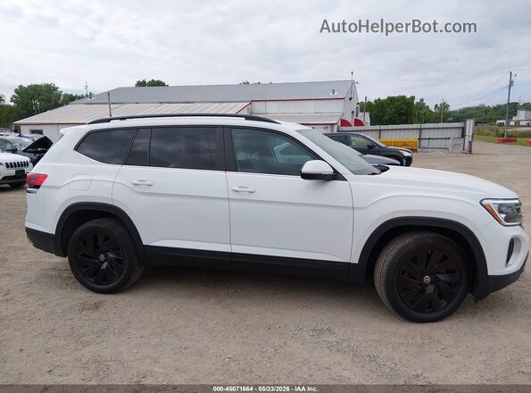 1V2HR2CA7RC623666 2024 VOLKSWAGEN ATLAS White Vista interior trasera