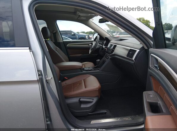 1V2JR2CA7PC533741 2023 VOLKSWAGEN ATLAS Silver Widok wnętrza z przodu