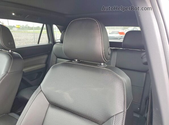 1V2KC2CA3MC235639 2021 VOLKSWAGEN ATLAS Silver Vista de los asientos traseros