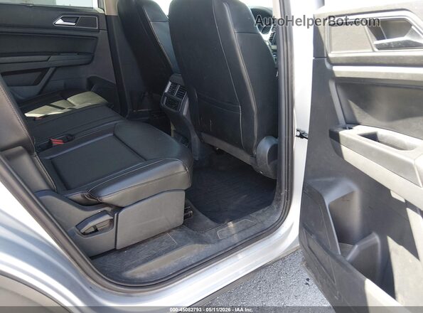 1V2KR2CA7JC515641 2018 VOLKSWAGEN ATLAS Silver 