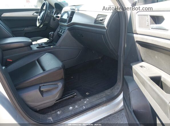 1V2KR2CA7JC515641 2018 VOLKSWAGEN ATLAS Silver 