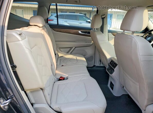 1V2LR2CA1RC565354 2024 VOLKSWAGEN ATLAS Black Вид задньої частини салону