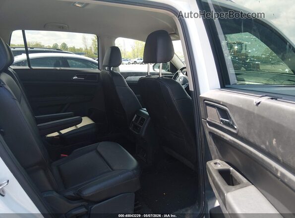 1V2LR2CA3KC526366 2019 VOLKSWAGEN ATLAS White VIN sticker view