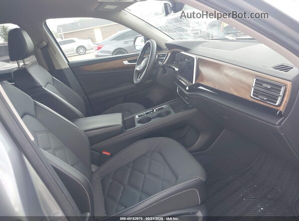 1V2LR2CA4RC520652 2024 VOLKSWAGEN ATLAS Silver Widok wnętrza z przodu