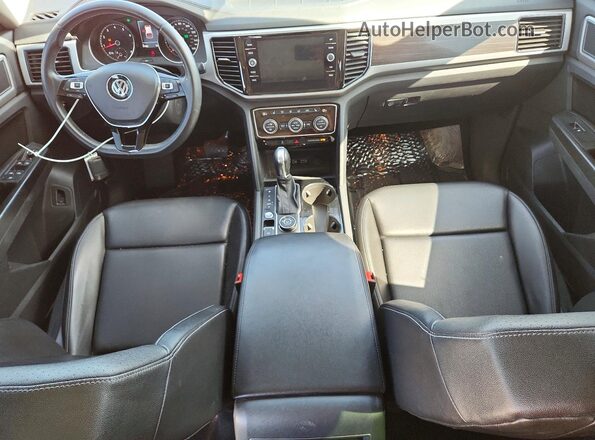 1V2MR2CA6JC507975 2018 VOLKSWAGEN ATLAS White წინა პანელის ხედი