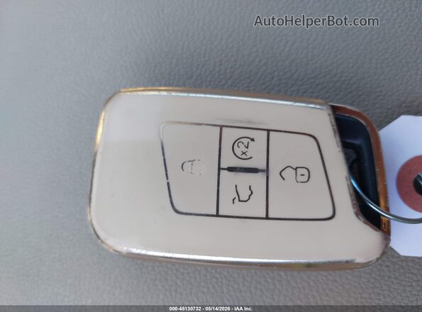 1V2MR2CA9KC541362 2019 VOLKSWAGEN ATLAS White Вид панелі приладів