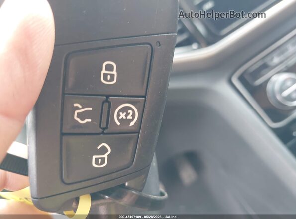 1V2NR2CA2JC561889 2018 VOLKSWAGEN ATLAS Gray Vista del salpicadero
