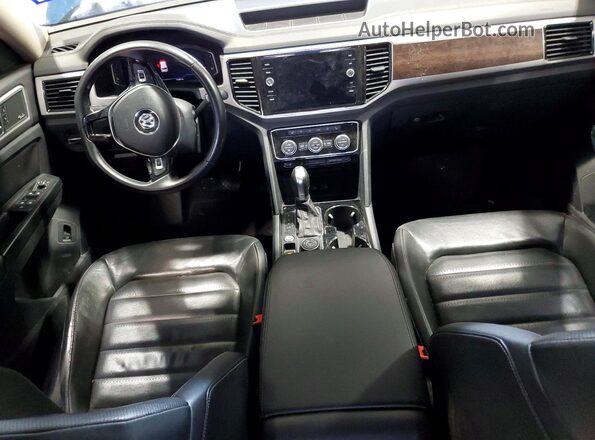 1V2NR2CA2KC603866 2019 VOLKSWAGEN ATLAS Blue Widok deski rozdzielczej