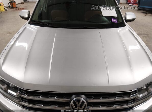 1V2NR2CA9JC511796 2018 VOLKSWAGEN ATLAS Silver Vista frontal