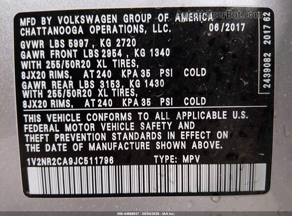 1V2NR2CA9JC511796 2018 VOLKSWAGEN ATLAS Silver Vista del compartimento del motor