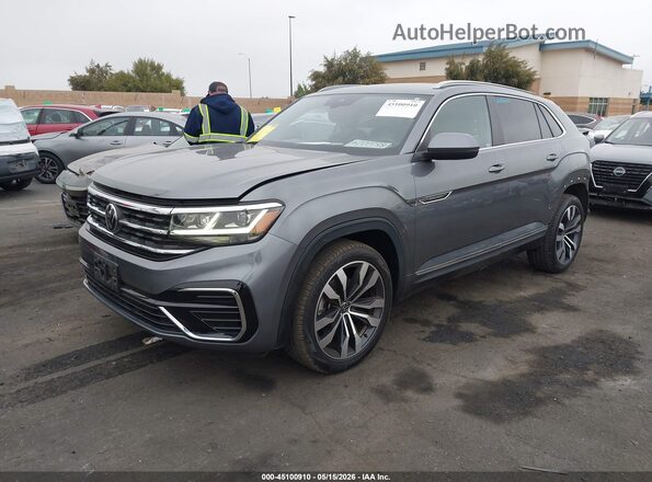 1V2RE2CA1LC211525 2020 VOLKSWAGEN ATLAS Gray Vista tres cuartos delantera izquierda