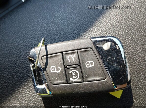 1V2SE2CA2PC206342 2023 VOLKSWAGEN ATLAS Silver 