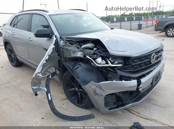 1V2SE2CA3PC209590 2023 VOLKSWAGEN ATLAS Silver Դիմացի տեսք
