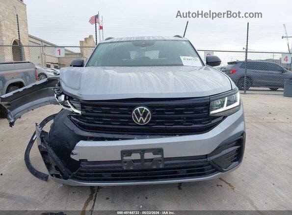 1V2SE2CA3PC209590 2023 VOLKSWAGEN ATLAS Silver Սարքավորումների վահանակի տեսք