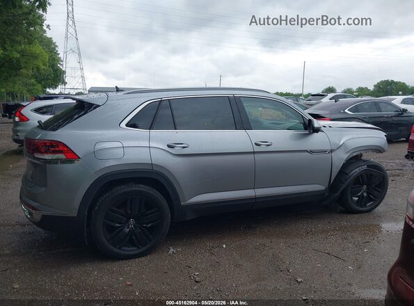1V2TE2CA7MC206496 2021 VOLKSWAGEN ATLAS Silver Rear interior view