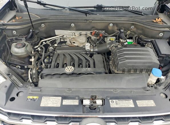 1V2UR2CA0KC588666 2019 VOLKSWAGEN ATLAS Black ძრავის განყოფილების ხედი
