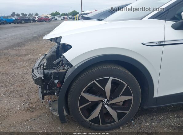 1V2VMPE81PC027569 2023 VOLKSWAGEN ID.4 White 