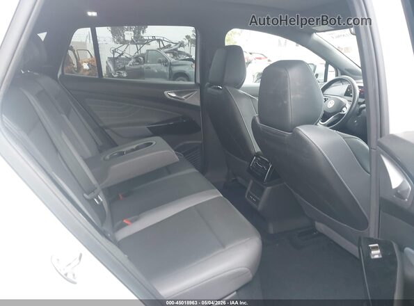 1V2VMPE81PC027569 2023 VOLKSWAGEN ID.4 White Вид наклейки з VIN-кодом