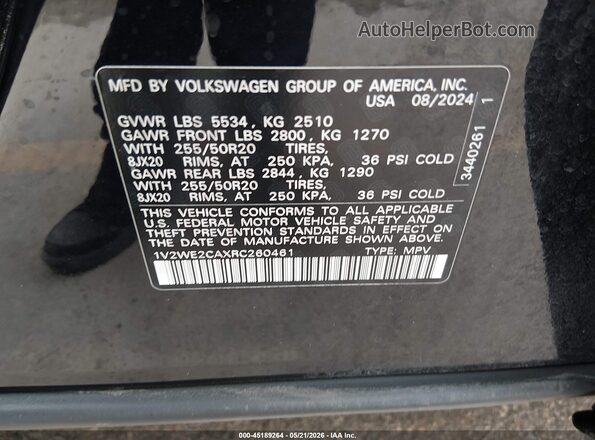 1V2WE2CAXRC260461 2024 VOLKSWAGEN ATLAS Black Engine compartment view