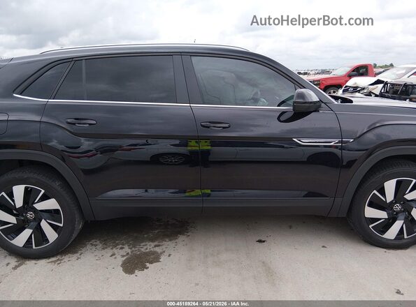 1V2WE2CAXRC260461 2024 VOLKSWAGEN ATLAS Black Rear interior view