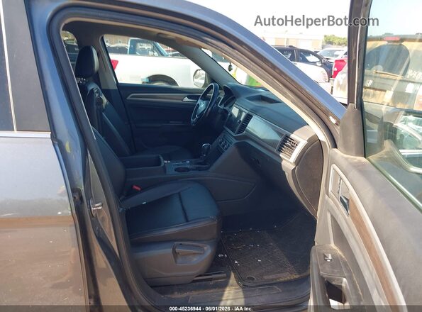 1V2WR2CA5KC595797 2019 VOLKSWAGEN ATLAS Серый Вид салона спереди