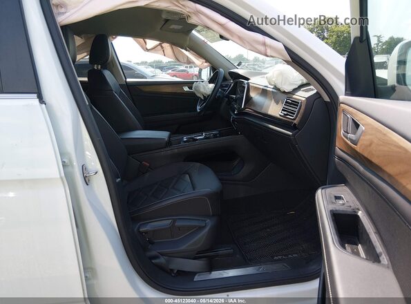 1V2WR2CA7RC586660 2024 VOLKSWAGEN ATLAS White 