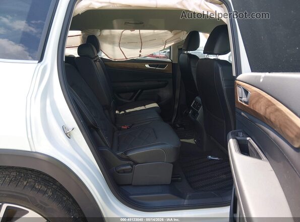 1V2WR2CA7RC586660 2024 VOLKSWAGEN ATLAS White 