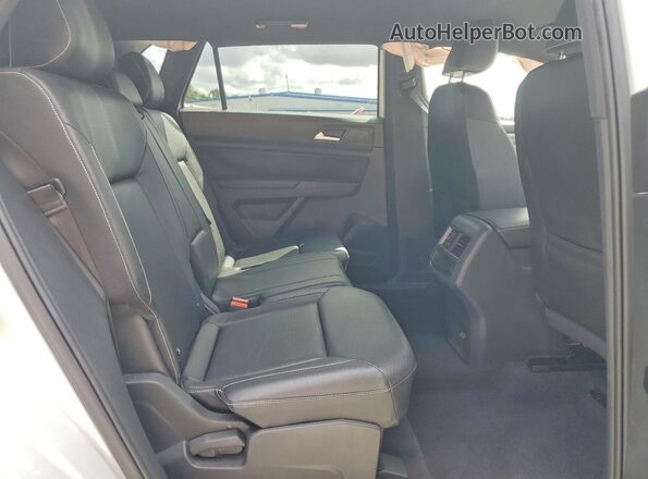 1V2YE2CA6LC220183 2020 VOLKSWAGEN ATLAS White Вид задньої частини салону