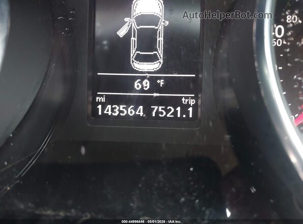 1VWAA7A36JC014226 2018 VOLKSWAGEN PASSAT White 