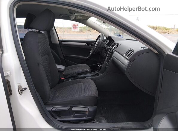 1VWAS7A39GC062521 2016 VOLKSWAGEN PASSAT Белый Вид салона спереди