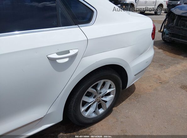 1VWAS7A39GC062521 2016 VOLKSWAGEN PASSAT Белый Вид задней части салона