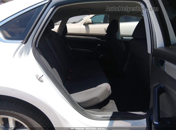 1VWAT7A33GC041046 2016 VOLKSWAGEN PASSAT White VIN կոդի պիտակի տեսք