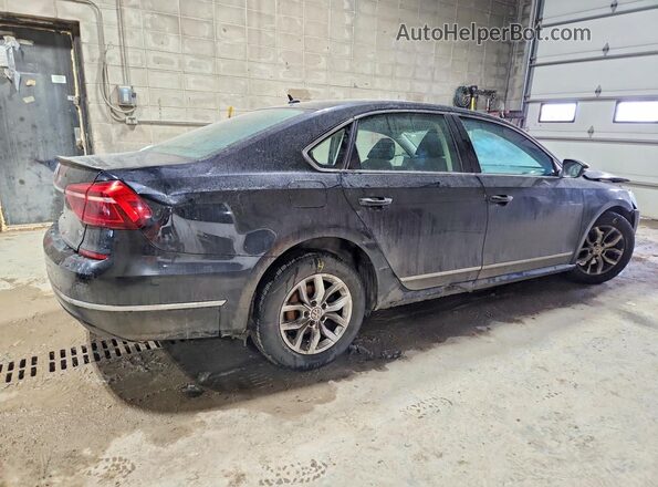 1VWAT7A33HC040285 2017 VOLKSWAGEN PASSAT Black 