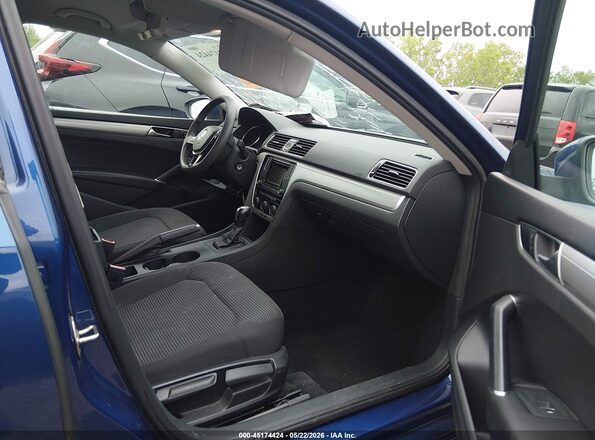 1VWAT7A34GC015152 2016 VOLKSWAGEN PASSAT Синий Вид салона спереди