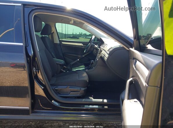 1VWAT7A38GC050471 2016 VOLKSWAGEN PASSAT Black Սալոնի դիմացի տեսք
