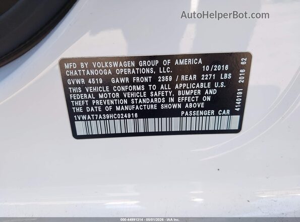 1VWAT7A39HC024916 2017 VOLKSWAGEN PASSAT Белый Вид подкапотного пространства