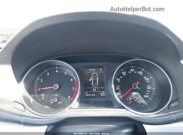 1VWAT7A39HC024916 2017 VOLKSWAGEN PASSAT Белый Вид задних сидений
