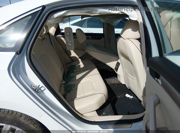 1VWBA7A30JC026439 2018 VOLKSWAGEN PASSAT White Widok naklejki z numerem VIN
