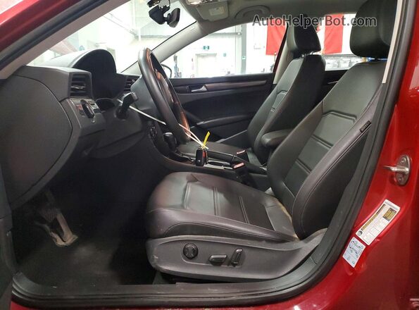 1VWBA7A31MC010965 2021 VOLKSWAGEN PASSAT Красный 