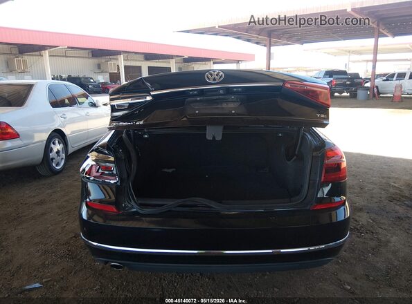 1VWBA7A32JC044165 2018 VOLKSWAGEN PASSAT Black 