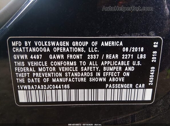 1VWBA7A32JC044165 2018 VOLKSWAGEN PASSAT Black ძრავის განყოფილების ხედი