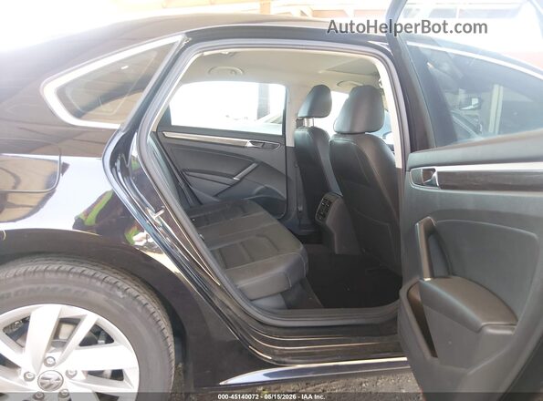 1VWBA7A32JC044165 2018 VOLKSWAGEN PASSAT Black VIN კოდის სტიკერის ხედი