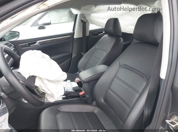 1VWBA7A35JC017784 2018 VOLKSWAGEN PASSAT Gray 