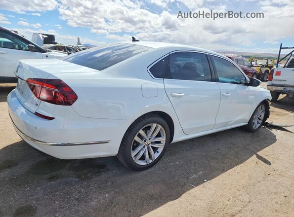 1VWBA7A35JC030101 2018 VOLKSWAGEN PASSAT White 