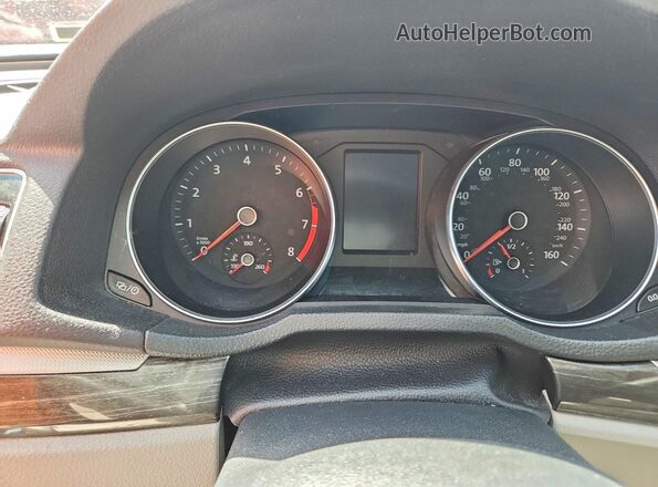 1VWBA7A35JC030101 2018 VOLKSWAGEN PASSAT White 