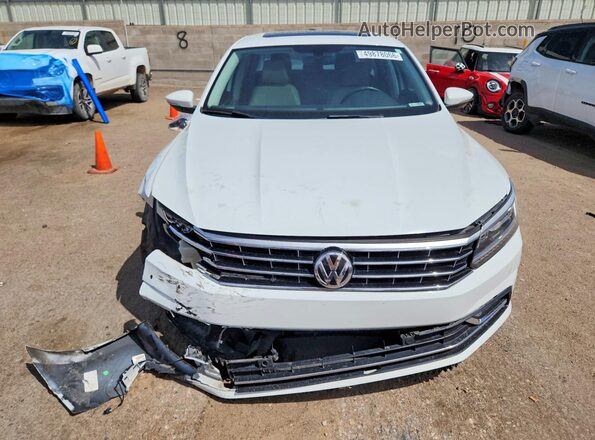 1VWBA7A35JC030101 2018 VOLKSWAGEN PASSAT White 