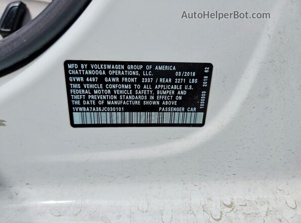1VWBA7A35JC030101 2018 VOLKSWAGEN PASSAT White 