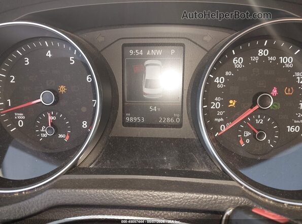 1VWBA7A36JC042712 2018 VOLKSWAGEN PASSAT White 